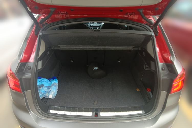 Used BMW X1 2018 sDrive20Li Leading Model Trunk