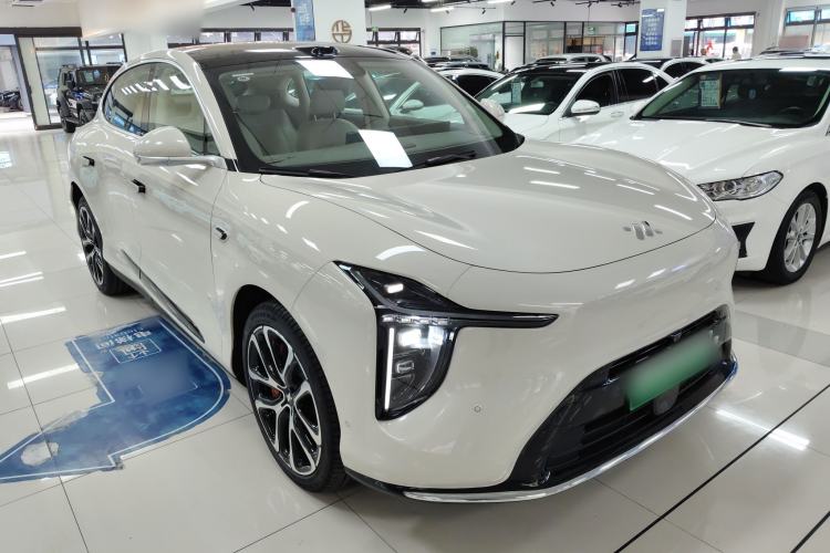 Used IM LS6 2026 Model Pure Electric Max Front Right 45 Deg