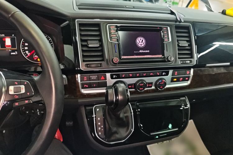 Used Volkswagen Multivan 2018 2.0 TSI 4x4 Prestige Edition 7-Seater
