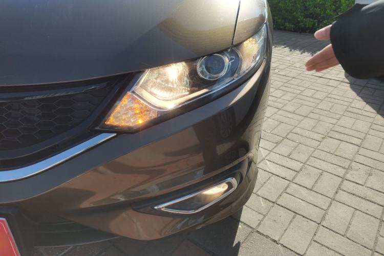 Used Honda Jade 2016 1.8L Automatic Comfort Elite Version 5 Seats Left Front Headlight