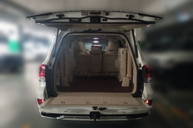 Used Toyota Land Cruiser 