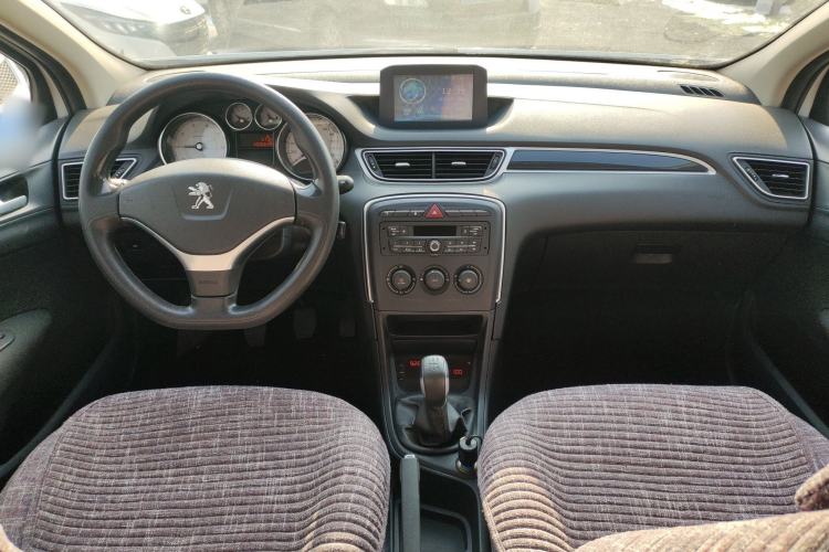 Used Peugeot 308 2014 Enjoy Edition Classic 1.6L Manual YouShang Model Interior 2