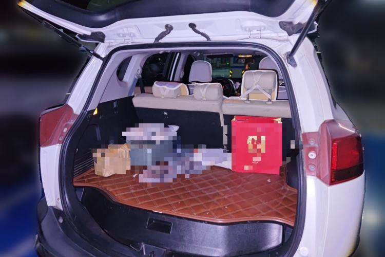 Used Toyota RAV4 2015 2.0L CVT Two-Wheel Drive Fashion Edition
