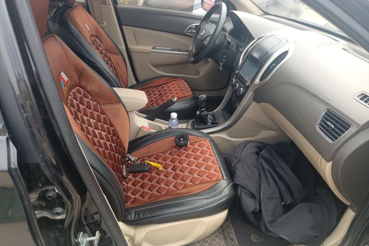 Used Baojun 630 2014 1.5L manual standard version Right Front Seat