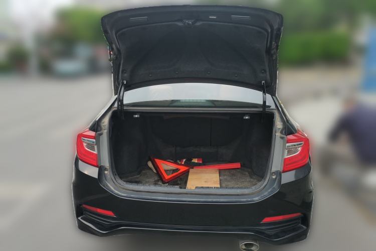 Used Honda Crider 2015 1.8L automatic comfort version