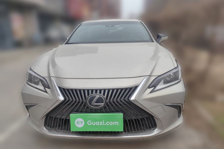 Used Lexus ES 2020 200 Excellence Edition