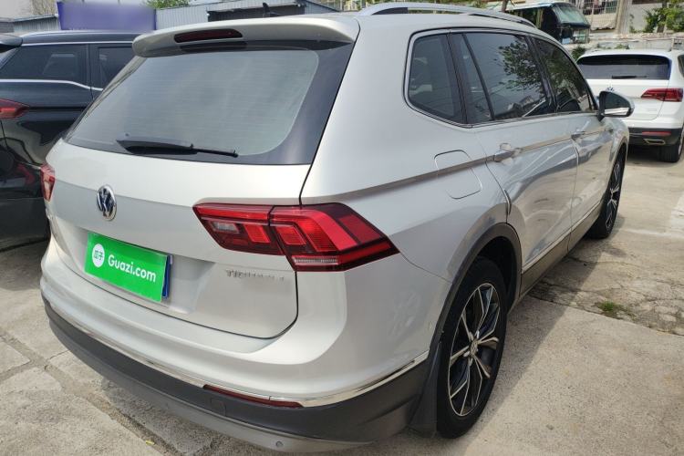 Used Volkswagen Tiguan L 2019 Revised 330TSI Automatic Two-Wheel Drive Smart & Luxury Edition China VI Standard Rear Right 45 Deg