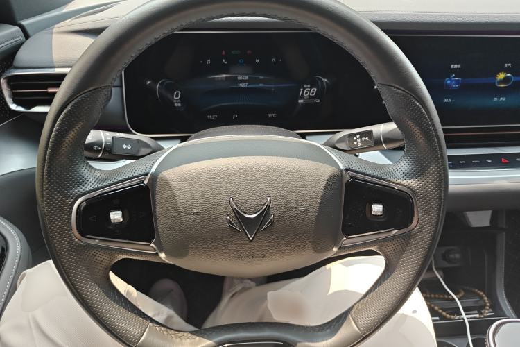 Used ARCFOX Alpha S 2022 525S 160kW Steering Wheel