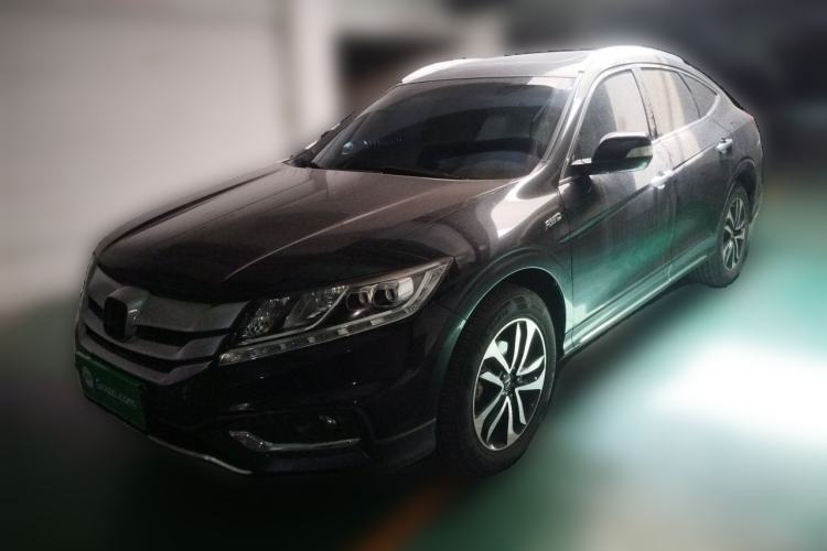 Used Honda Crosstour 2014 3.0L AWD Prestige Navigation Edition