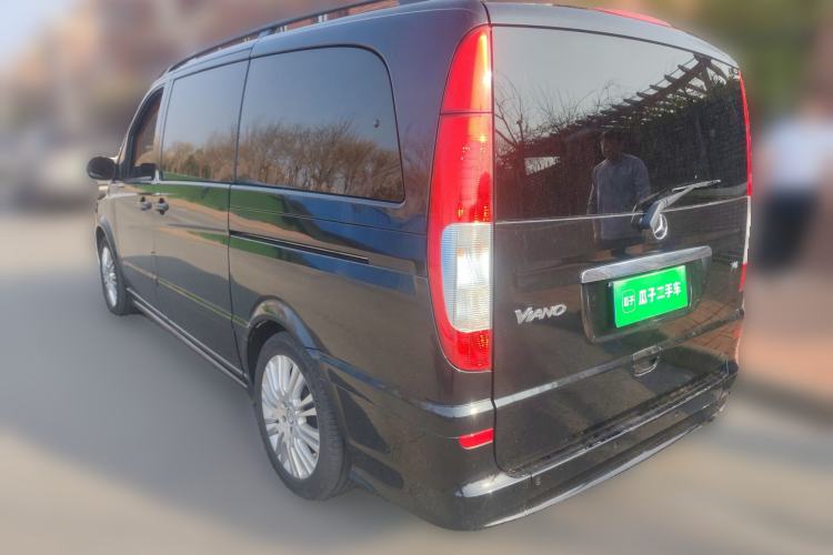 Used Mercedes-Benz Viano 2011 2.5L Limited Edition Rear Left 45 Deg