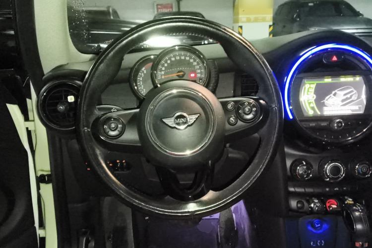 Used MINI 2014 1.5T COOPER Fun
