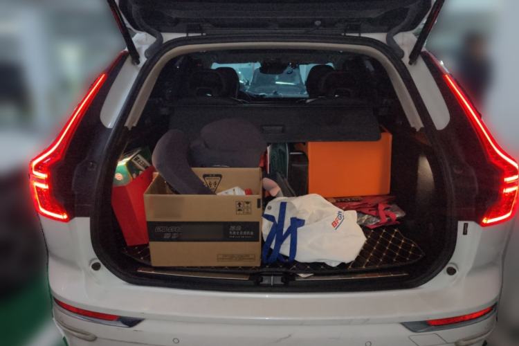 Used Volvo XC60 New Energy 2018 T8 eDrive Hybrid Prestige Luxury Edition
