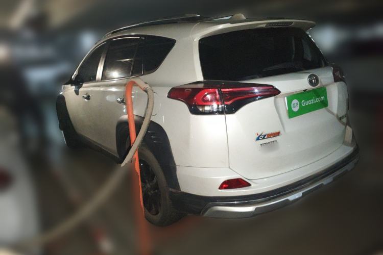 Used Toyota RAV4 2019 2.0L CVT Two-Wheel Drive Fashion X Limited Edition China V Standard