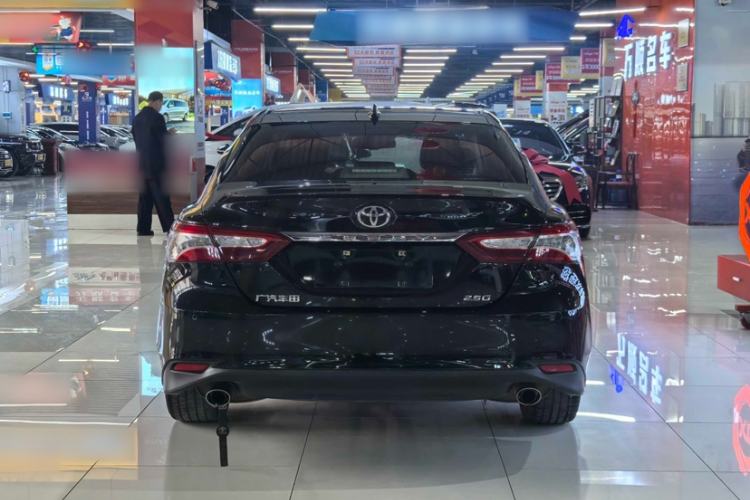 Used Toyota Camry 2021 2.5G Luxury Edition
