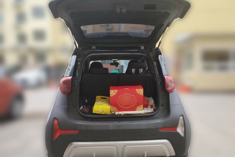 Used Chery QQ Little Ant 2022 Restyled Version Sweet Pink Edition Half-Sugar Version 30.6 kWh 30 kW 301 km