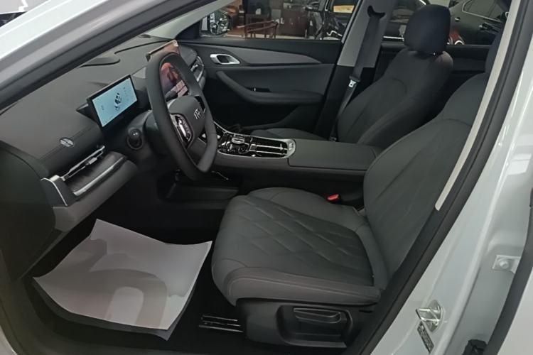 Used Geely Galaxy A7 2025 Model EM-i 70km Luxury Edition
