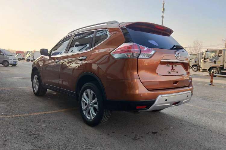 Used Nissan X-Trail 2015 2.5L CVT Leading MAX Edition 4WD