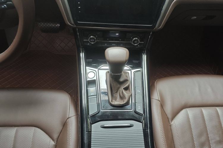 Used Volkswagen Phideon 2021 380TSI Luxury Edition