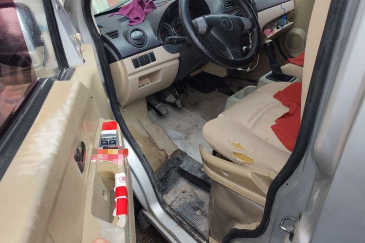 Used Dongfeng Xiaokang C37 2016 1.5L Standard II DK15-06 Driver Seat