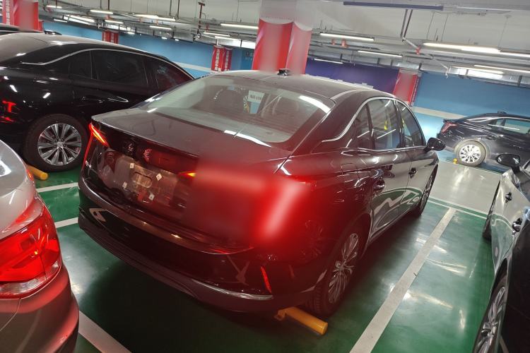 Used Hongqi E-QM5 2024 500km Range Edition
