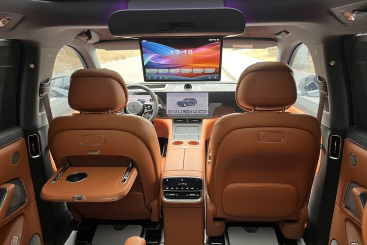 Used Hima AITO M8 2025 Extended-Range Max+ Version 53.4 kWh 6-Seater Edition