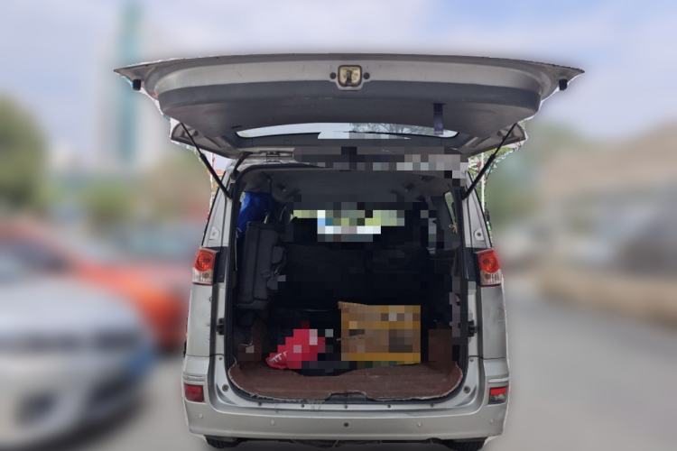 Used Dongfeng Shuaike 2011 1.6L Manual Comfort 7-Seater