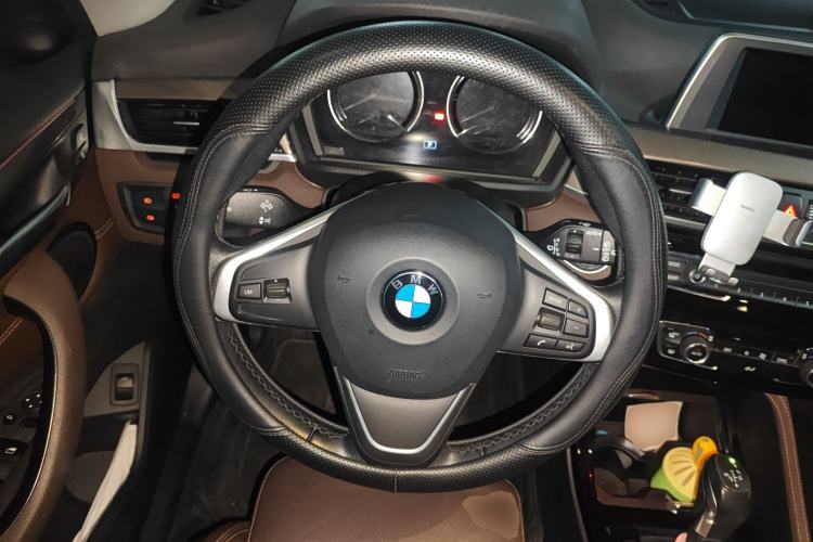 Used BMW X1 2018 sDrive18Li Luxury Model Steering Wheel