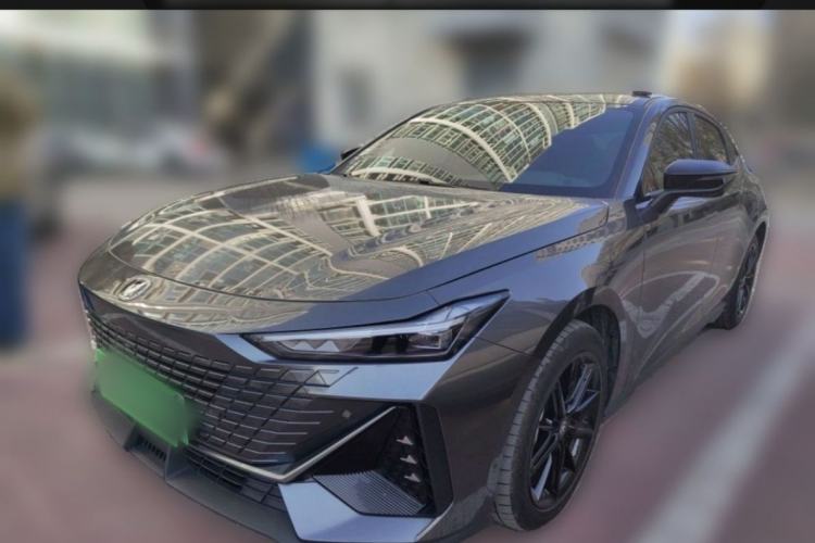 Used Changan UNI-V iDD 2023 ZhiDian iDD 1.5T 113km Smart & Fun Version