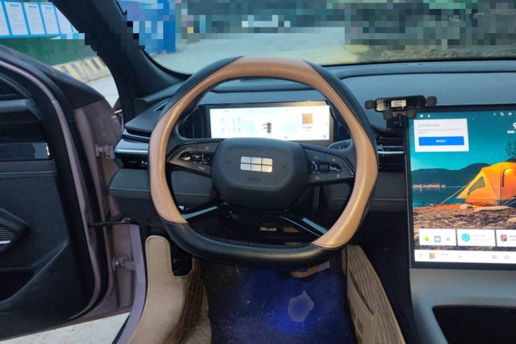 Used Geely Galaxy L6 2024 125km Creative Edition
