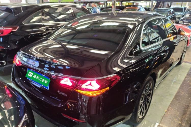 Used Mercedes-Benz E-Class 2025 E 300 L Luxury Model Rear Right 45 Deg