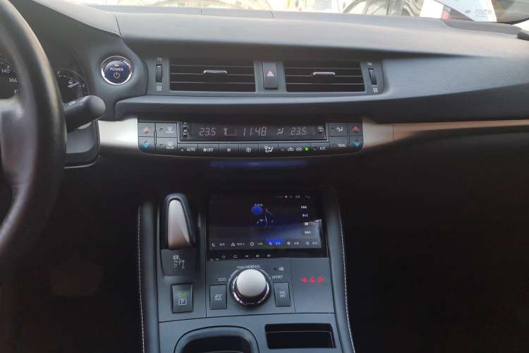 Used Lexus CT 2017 CT200h Elite Edition Solid Color China V Standard
