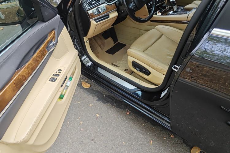 Used BMW 7 Series 2013 740Li Luxury Model