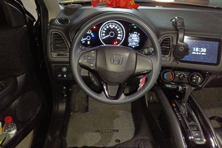 Used Honda Vezel 2020 1.5L CVT Pioneer Edition Steering Wheel