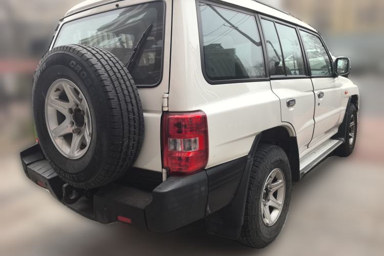 Used Leopaard Q6 2015 2.4L Manual 4x4 Excellence Edition