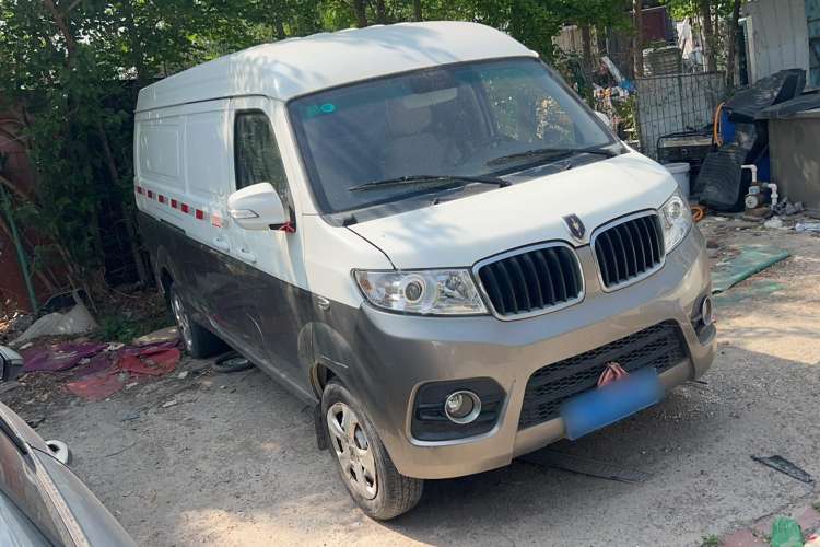 Used Jinbei New Hiace S 2022 1.5L Wealth Edition Air-Conditioner-Free Truck China VI Standard SWC15M