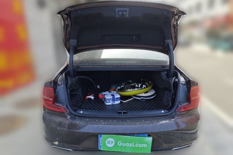 Used Volvo S90 2019 T4 Zhiyi Edition
