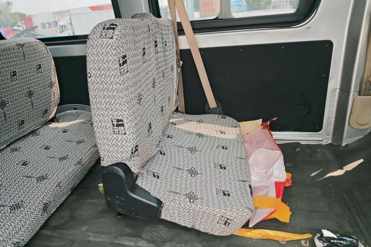 Used CHANGAN KAICHENG Ruixing M60 2019 1.5L Base Version China VI Standard 2-Seater Van with DAM15KR Engine Left Rear Seat