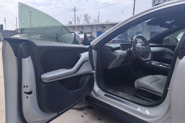 Used Nio ET5T 2023 75 kWh Touring Driver Seat