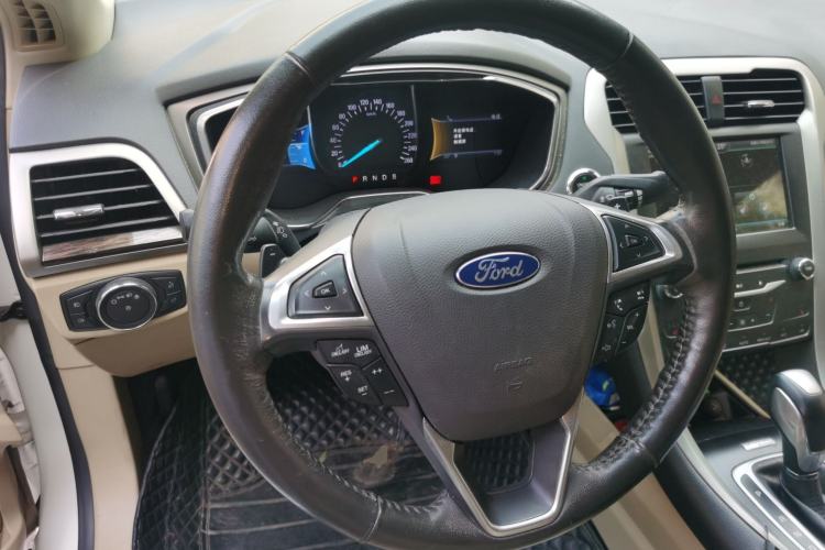 Used Ford Mondeo 2013 2.0L GTDi 200 Luxury Model

