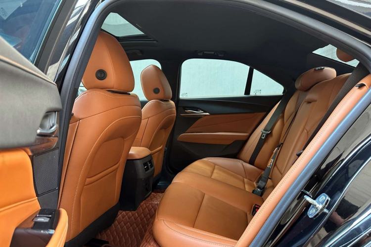 Used Cadillac CT4 2021 28T Luxury Model Interior 6