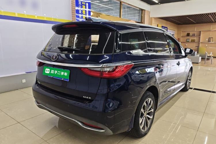 Used BYD Song MAX 2019 1.5T Automatic Smart Connect ZhiLian RuiDong Model 7 Seats China V Emission Standard
