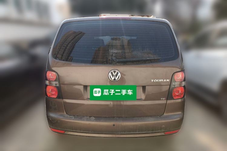 Used Volkswagen Touran 2011 1.4T Manual ZhiShang Edition 5-seater
