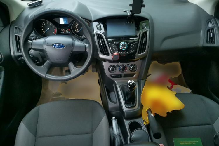 Used Ford Focus 2012 Hatchback 1.6L Manual Comfort Model
