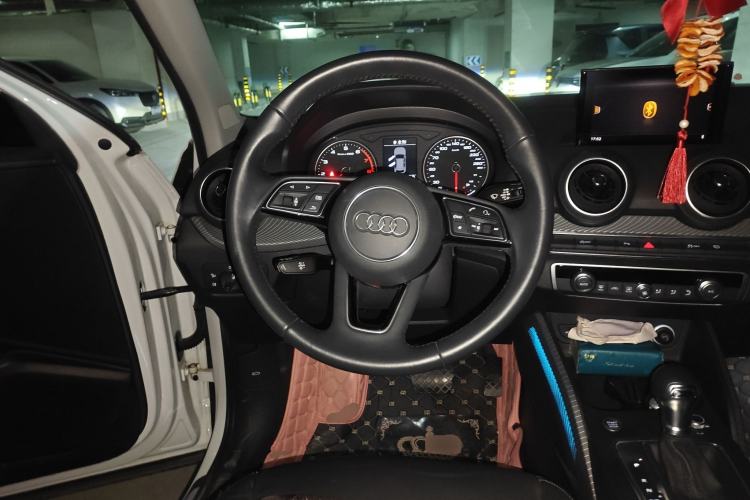 Used Audi Q2L 2020 35 TFSI Fashion Dynamic Model