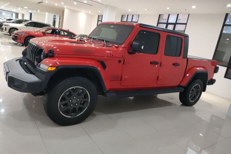 Used Jeep Gladiator 2022 3.6L Pioneer Edition
