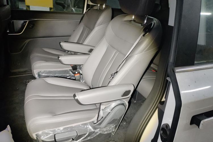 Used SAIC MAXUS Dajia 7 2024 Revised Version Super Hybrid Long-Range Edition Enjoyment Version Left Rear Seat