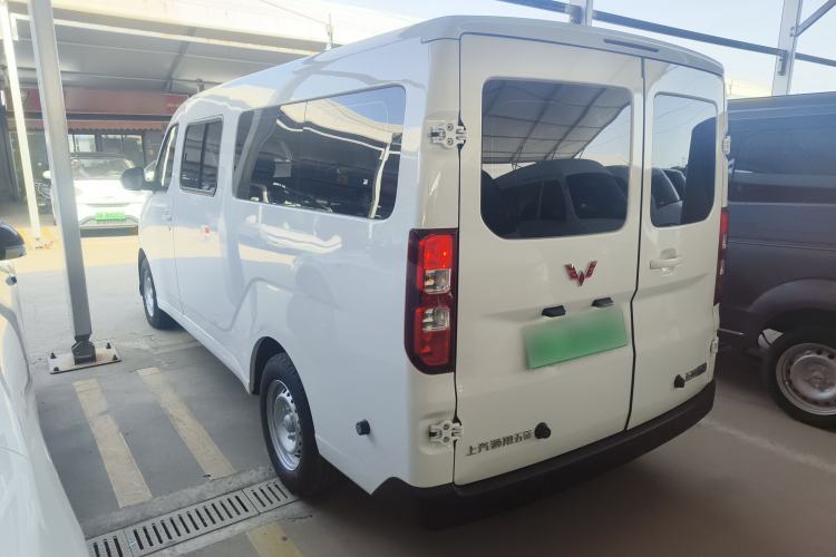 Used Wuling Yangguang 2025 Model 400km Bus Edition—Comfort Edition
