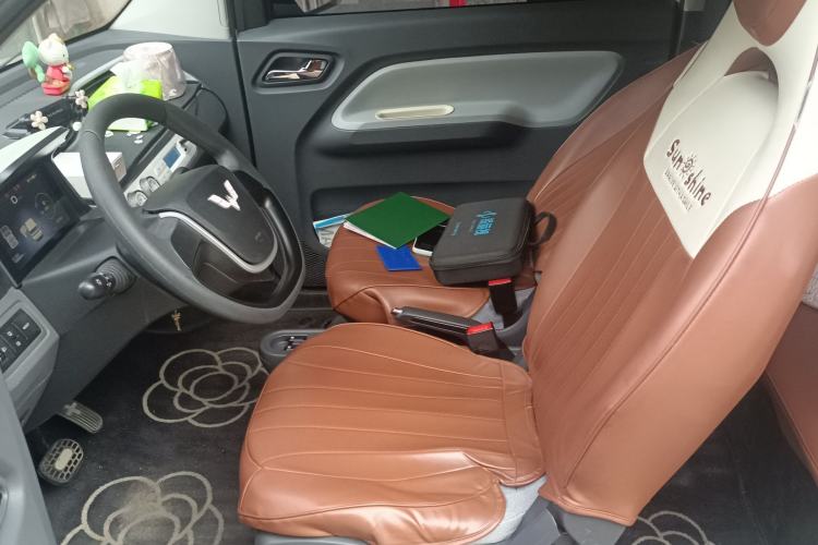Used Wuling Hongguang MINIEV 2022 Macaron Premium Model – Lithium Iron Phosphate Left Front Seat