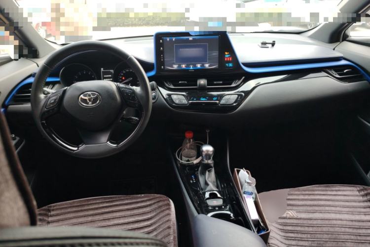 Used Toyota IZOA 2018 2.0L Yichi Edition China V Standard