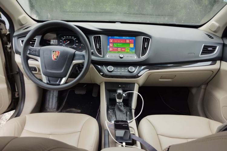 Used Roewe 360 2015 1.5L Automatic Luxury Edition Center Console